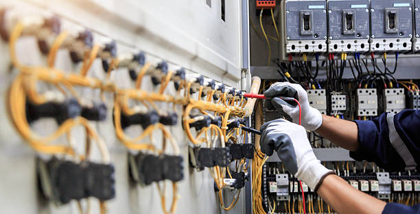 Professional Electrician technician working in Wintersville, OH